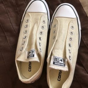Off white/cream new Converse laceless slip-one.